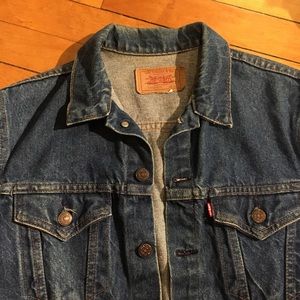 LEVIS DENIM JACKET